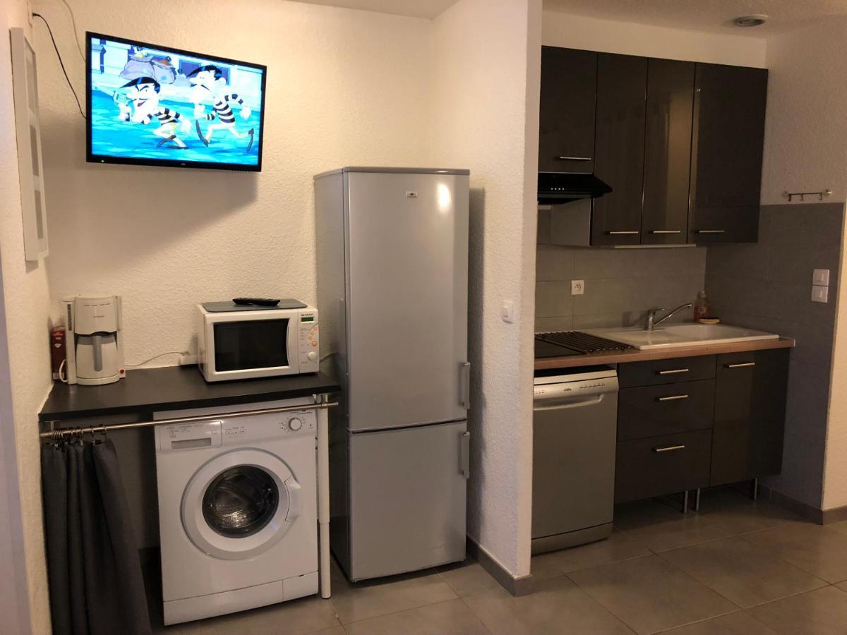 Appartement 239 Les Salicornes Арл Екстериор снимка
