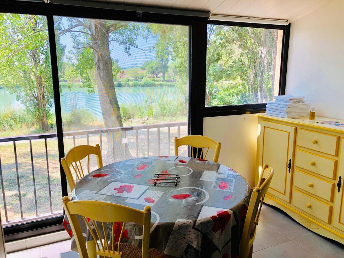 Appartement 239 Les Salicornes Арл Екстериор снимка