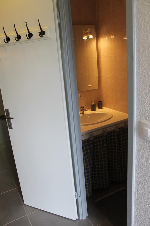 Appartement 239 Les Salicornes Арл Екстериор снимка